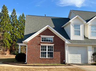 373 Still Water Cir, Boiling Springs, SC 29316