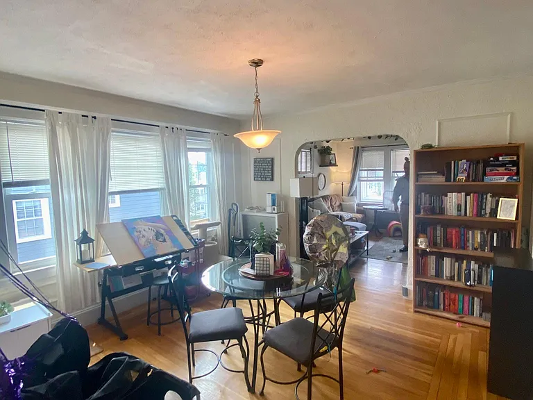 6 Bromfield St #2 — Photo 1