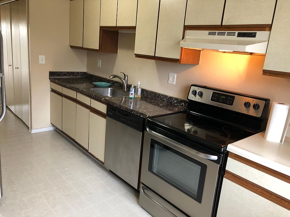 1st image of 31412 Orchard Crk #31412