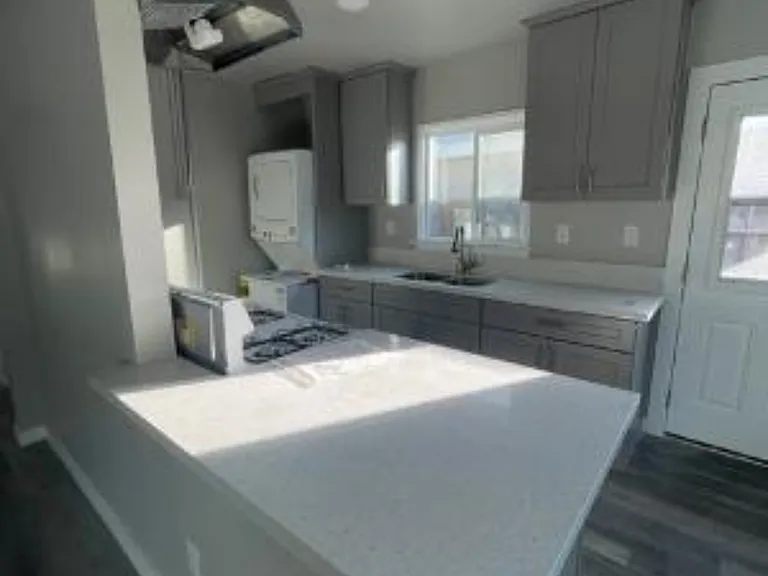 124 Wa St #A — Photo 2