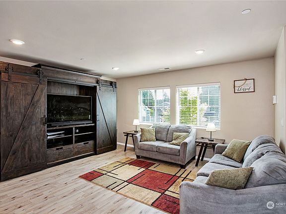 5th image of 3520 Hoffman Hill Blvd