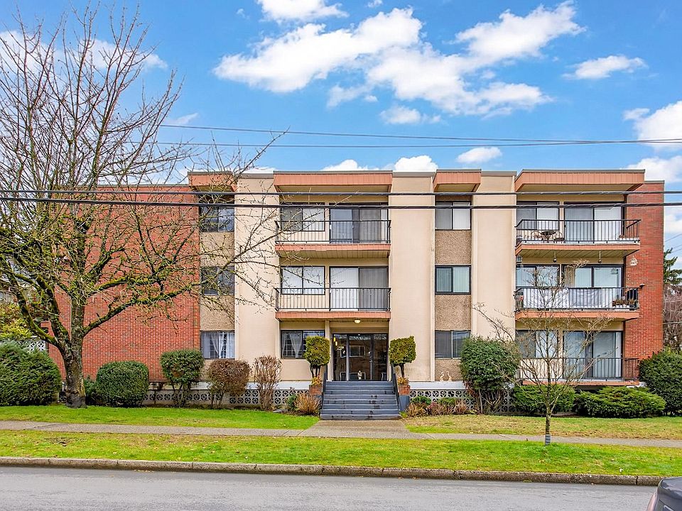 1st image of 505 9th St #208