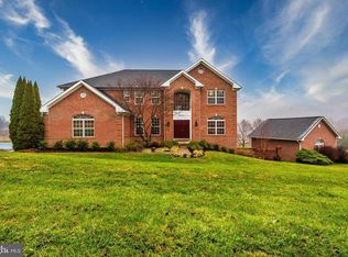 8400 River Meadow Dr, Frederick, MD 21704