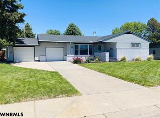1910 Davis Ave, Gering, NE 69341