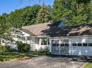 109 Howedale Dr, Rochester, NY 14616