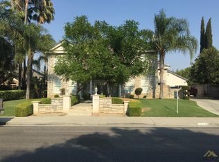 1912 Majesty Palm St, Bakersfield, CA 93314