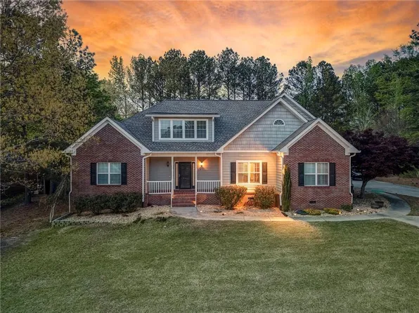510 Mill Run Dr, Bremen, GA 30110