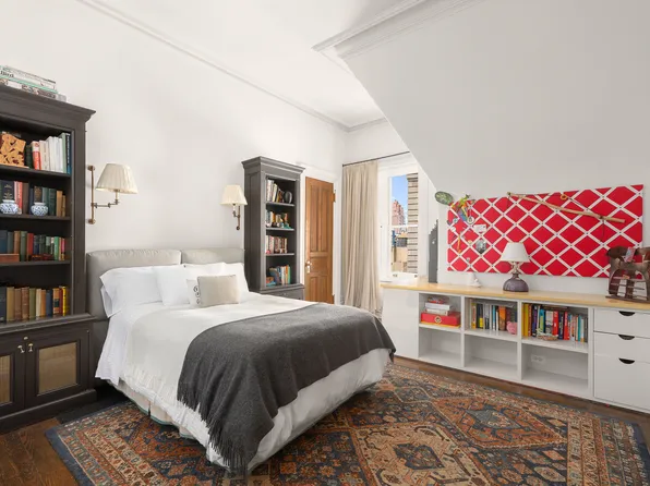 1 West 72nd Street image 8 of 25