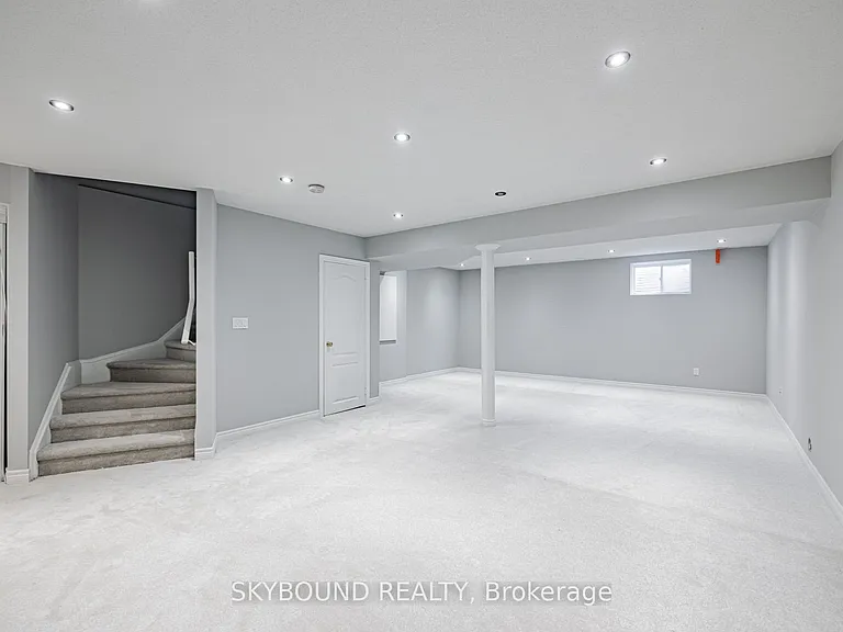 651 Farmstead Dr #3 — Photo 18