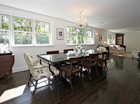 5th image of 13 Hillside Pl