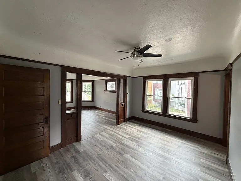 18826 Sloane Ave — Photo 14