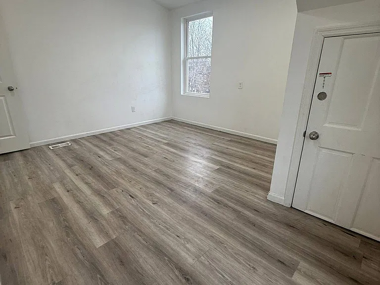 80-82 Jersey St #1 — Photo 9