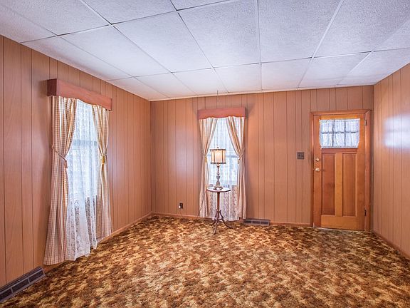 5th image of 1605 Indiana St