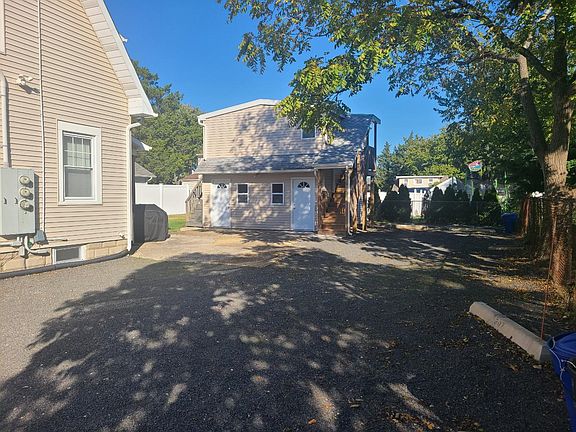 Rental Second Floor Rear Building. 1st Floor is Storage unit