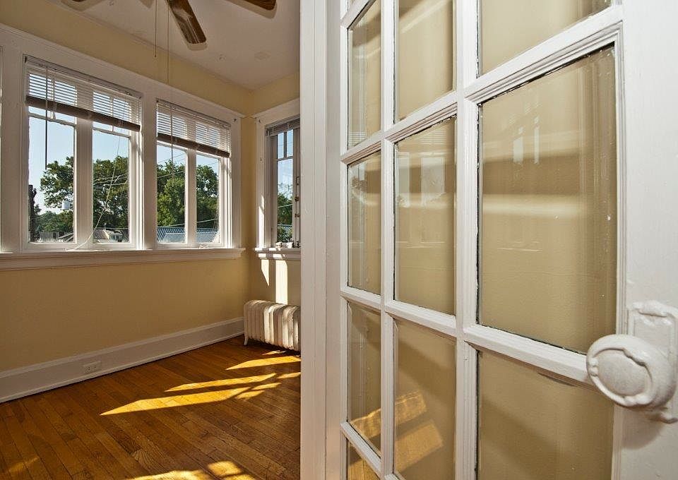 2nd image of 2700 Observatory Ave APT 3