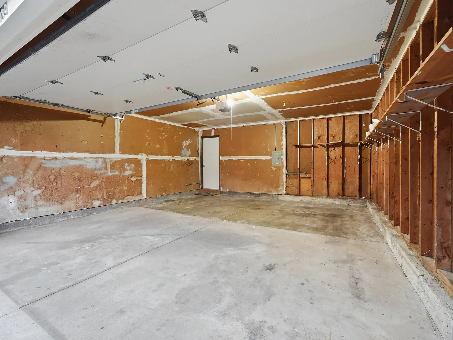 4 bed, 1814 sqft, $3,500 — Photo 2