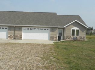 901 17th St SE, Devils Lake, ND 58301