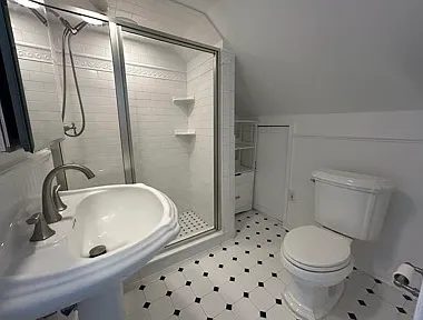 186 Godwin Ave — Photo 17