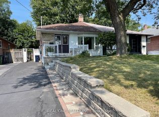 63 Sundial Cres #2, Toronto, ON M4A 2J7
