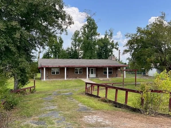 130 Ruth St, Westlake, LA 70669