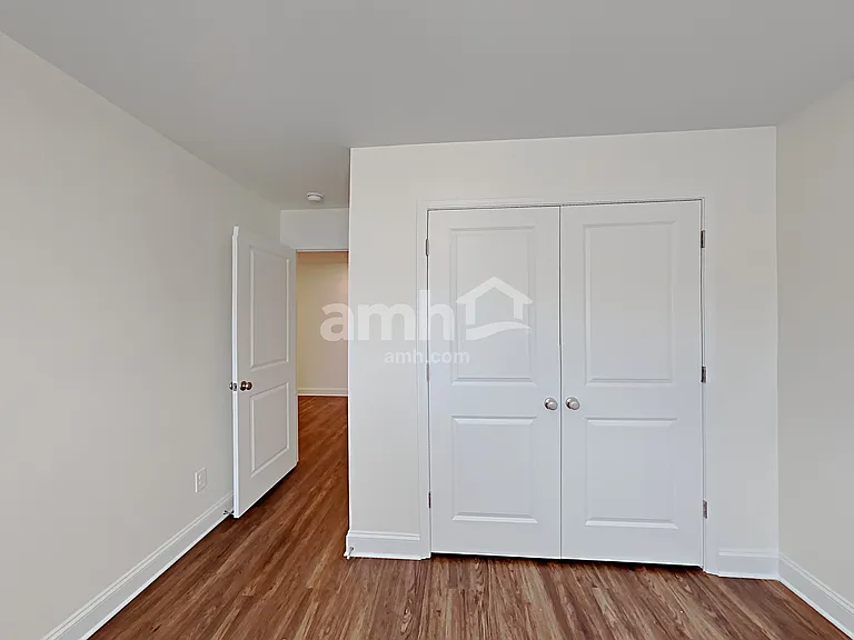 1130 Bentley Park Dr — Photo 27