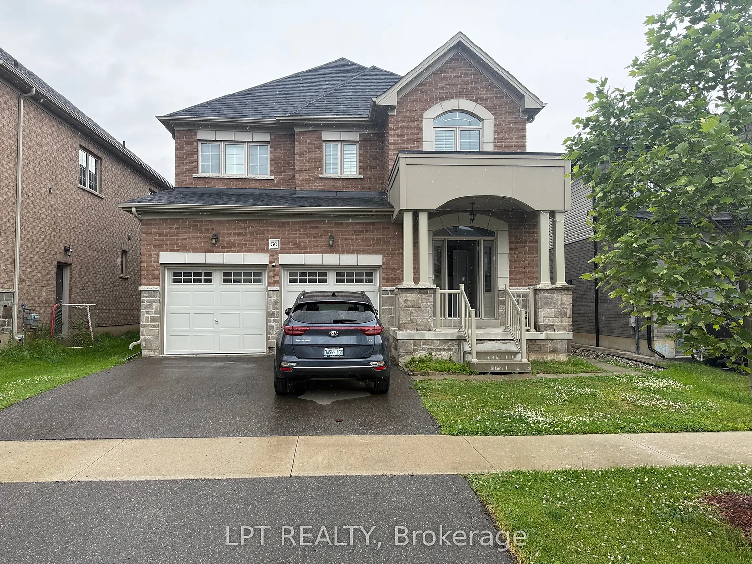 4 bed, $2,900 — Photo 2