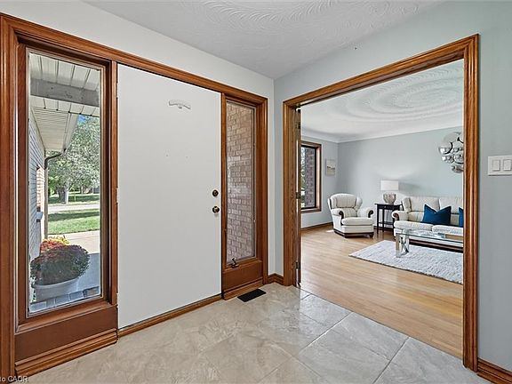 5th image of 729 Winston Rd