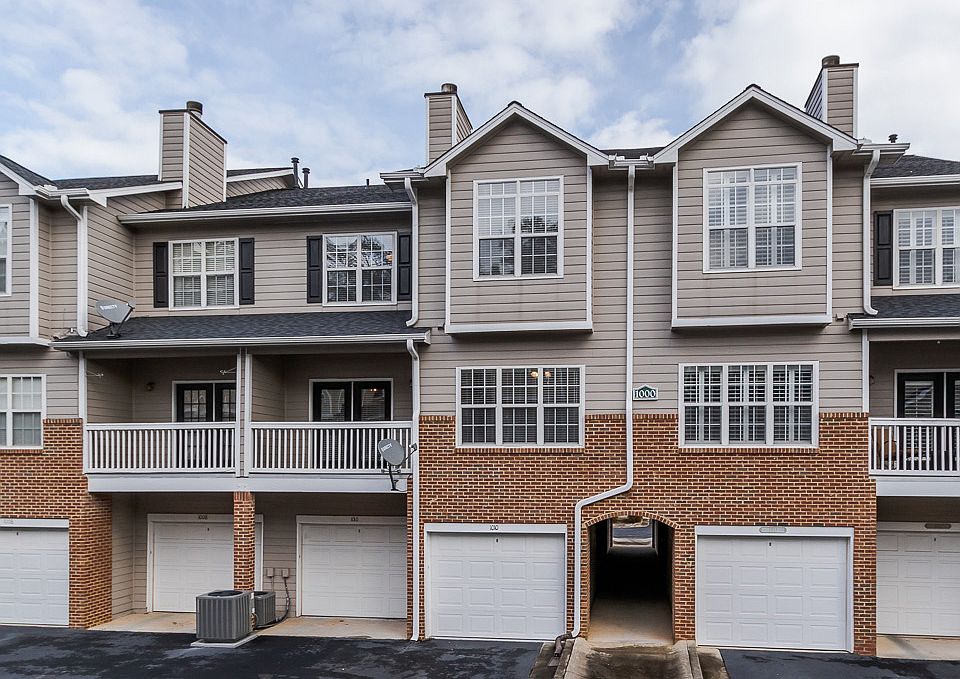 1st image of 1010 Vinings Forest Ln SE