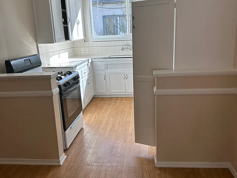 3620 Carmona Ave — Photo 1