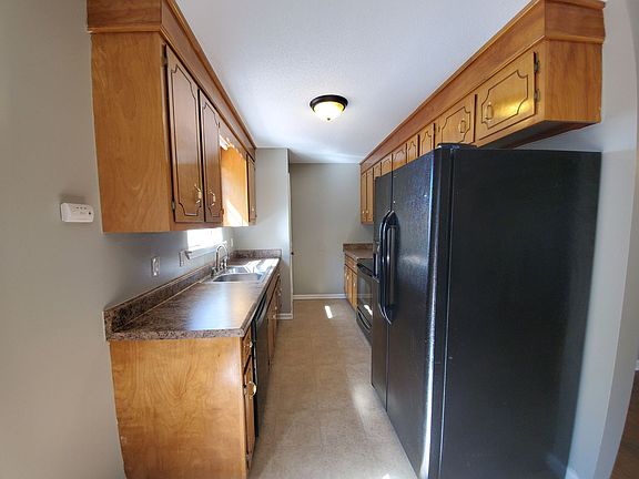 5th image of 3406 Oak Lawn Dr
