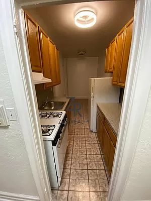 1st image of 83-44 Lefferts Blvd #Jj4
