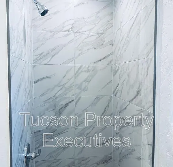 124 E Jacinto St #3 — Photo 5