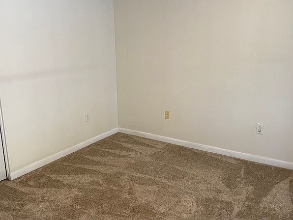 4th image of 17709 Emerald Green Pl