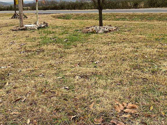 2nd image of 10094 E Highway 28
