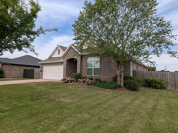 7370 Drury Ave, Springdale, AR 72762