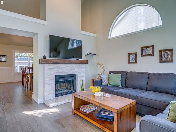 5th image of 14016 SE 35th St