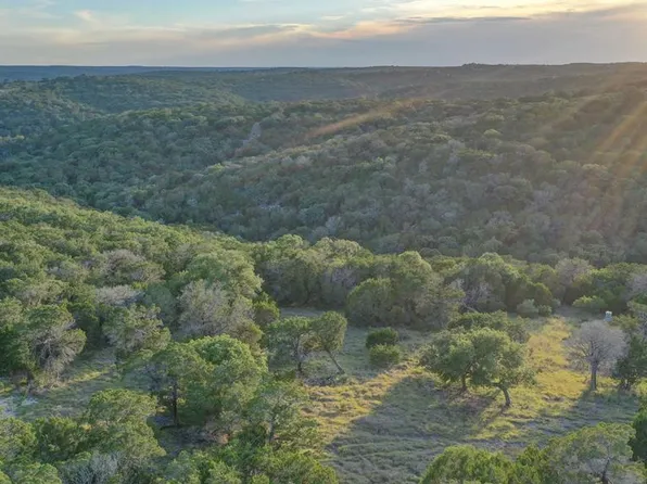 340 River Bend Rd, Hunt, TX 78024