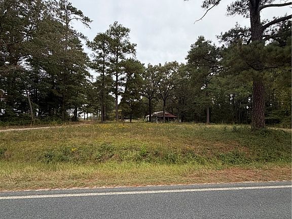 5th image of 3776 McDougald Rd