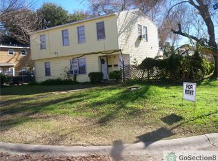 1235 4th Ave N, Texas City, TX 77590