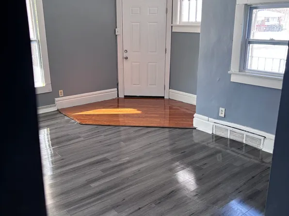 721 Sumner St, Akron, OH 44311