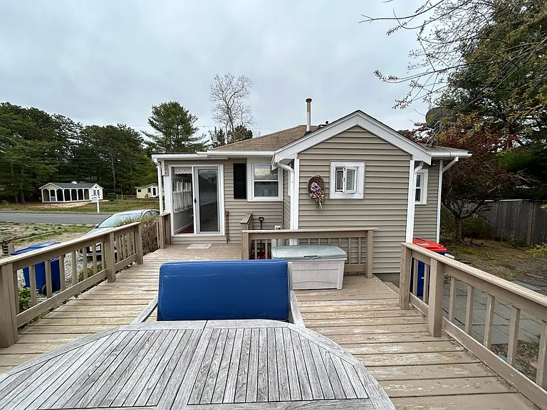 26 Arlington Rd — Photo 17