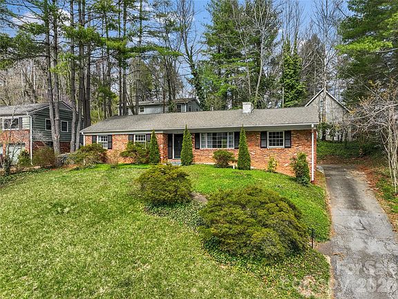 2nd image of 1 Clearbrook Rd