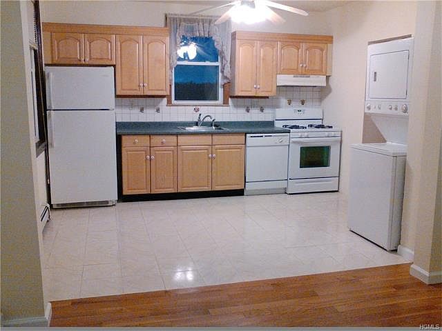 1st image of 178 Montgomery Ave