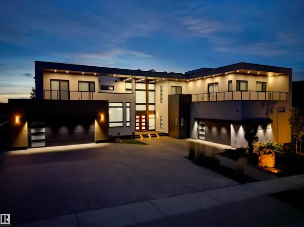 3466 Keswick Blvd SW #14, Edmonton, AB T6W 3S4