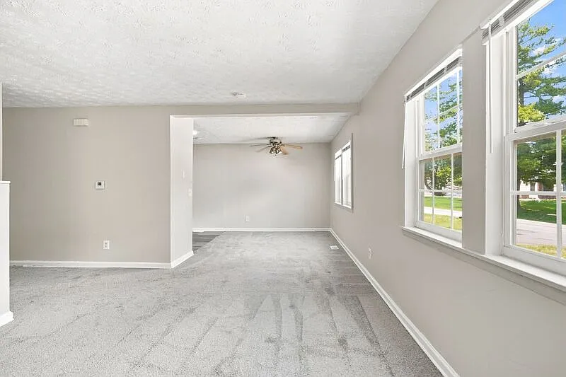 5 bed, 2.0 bath, $2,000 — Photo 3