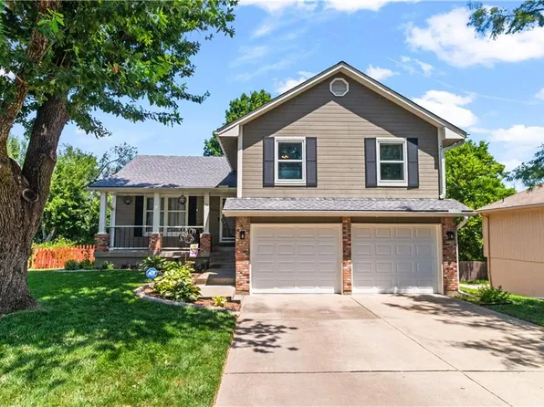 4001 NW Hidden Pointe Dr, Blue Springs, MO 64015