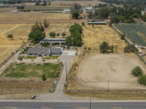 7090 W McKinley Ave, Fresno, CA 93723