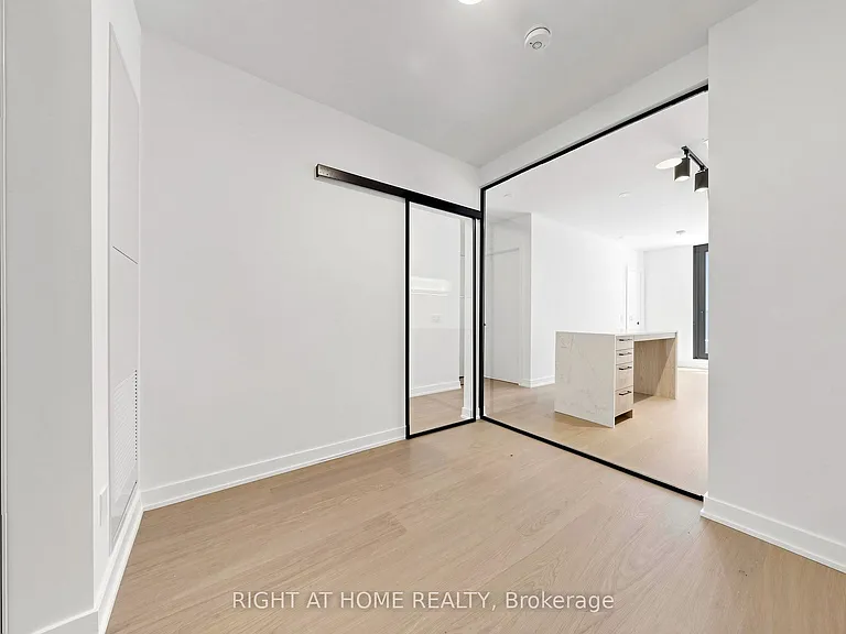 91 Montclair Ave #832 — Photo 24
