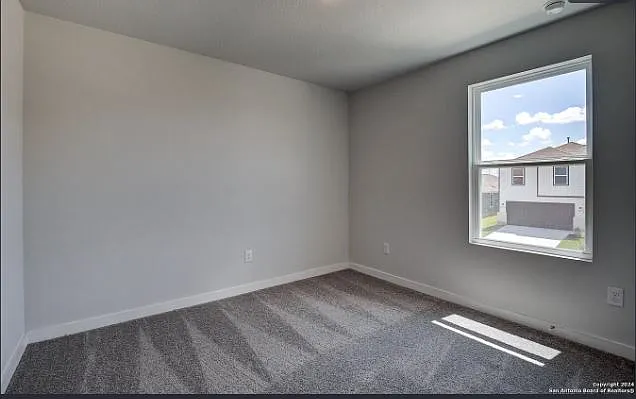 9883 Forestier Grn — Photo 18