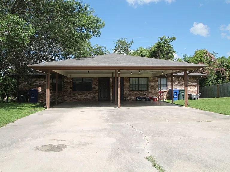 309B Margaret Lee St — Photo 14